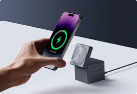 Multi-Functional Wireless Charger                   شاحن لاسلكي متعدد الوظائف