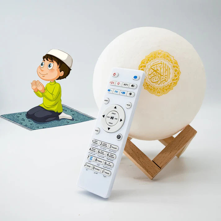 Moon Lamp Quran Speaker          مصباح القمر مكبر صوت للقرآن الكريم